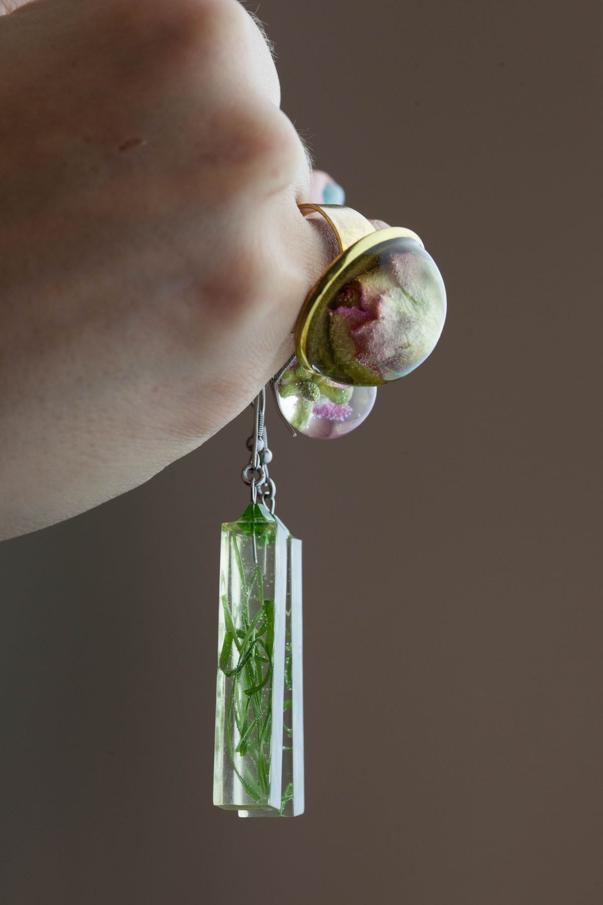 Non-Yellowing Resin for Jewelry