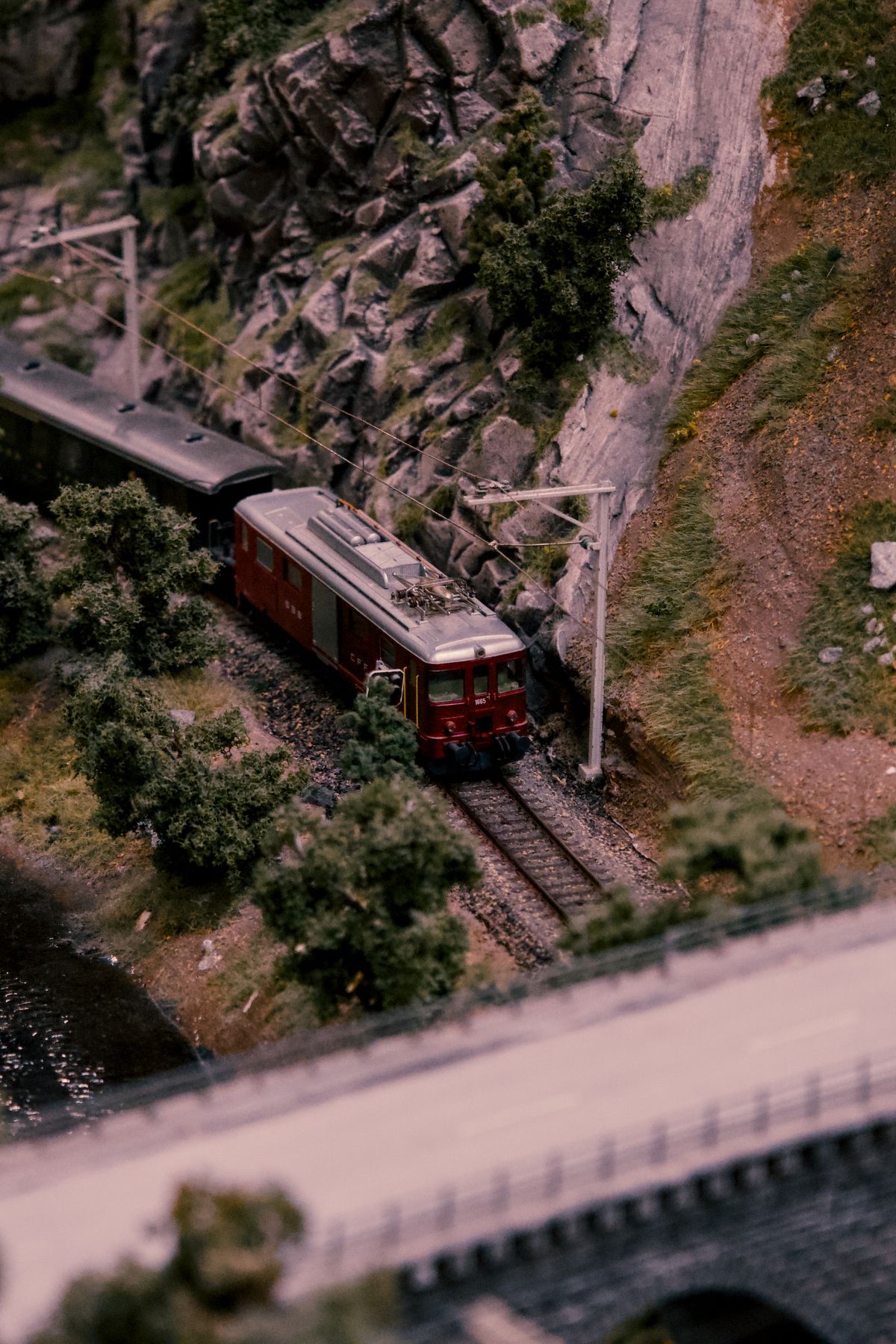 Kato Unitrack vs Bachmann E-Z Track