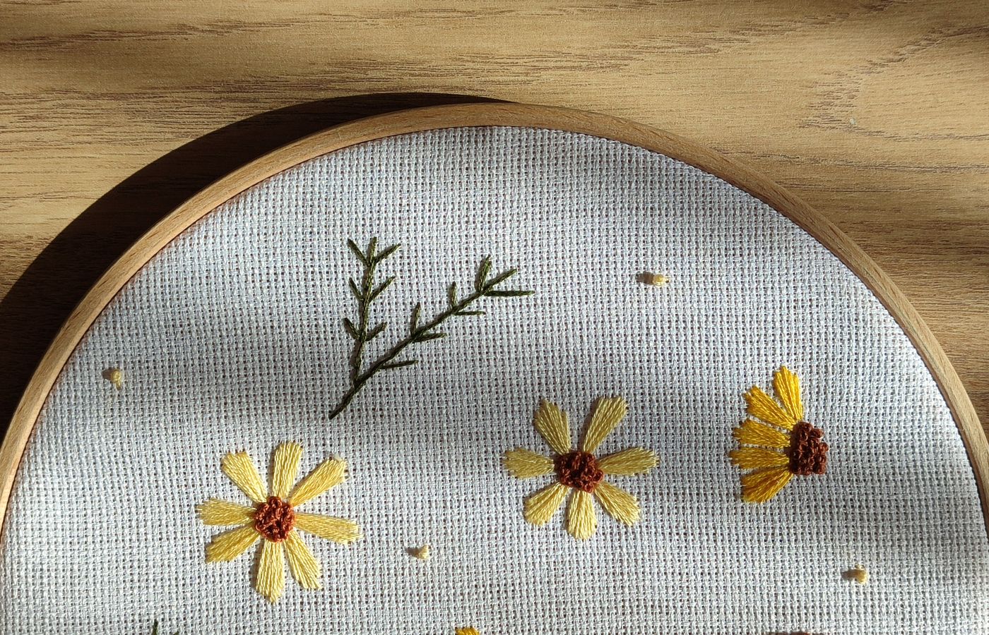 Magnifier Lamp for Embroidery and Cross Stitch