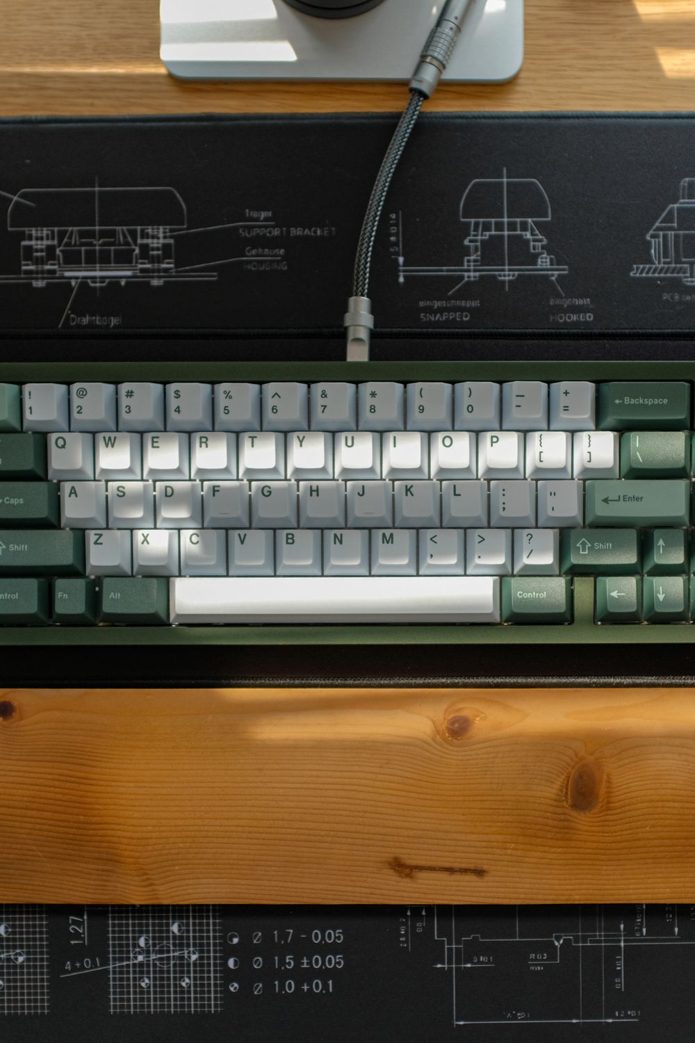 Wrist Rest for a Mechanical Keyboard