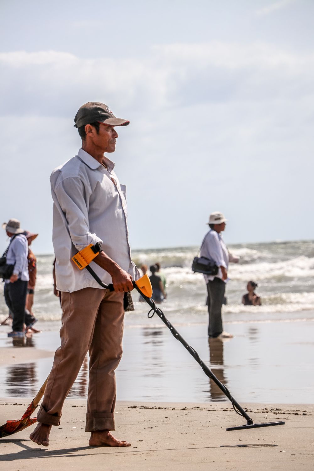 Sand Scoop for Beach Metal Detecting