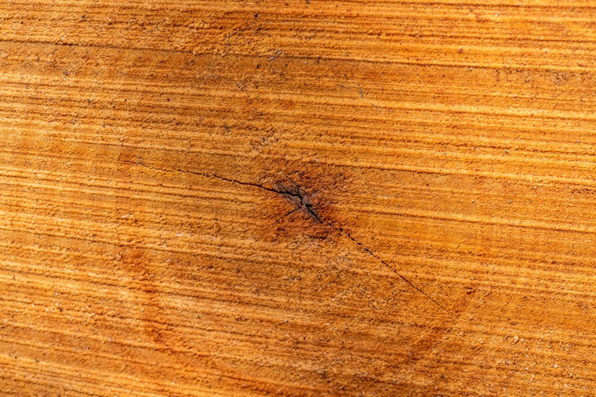 Epoxy for Small Cracks in Wood