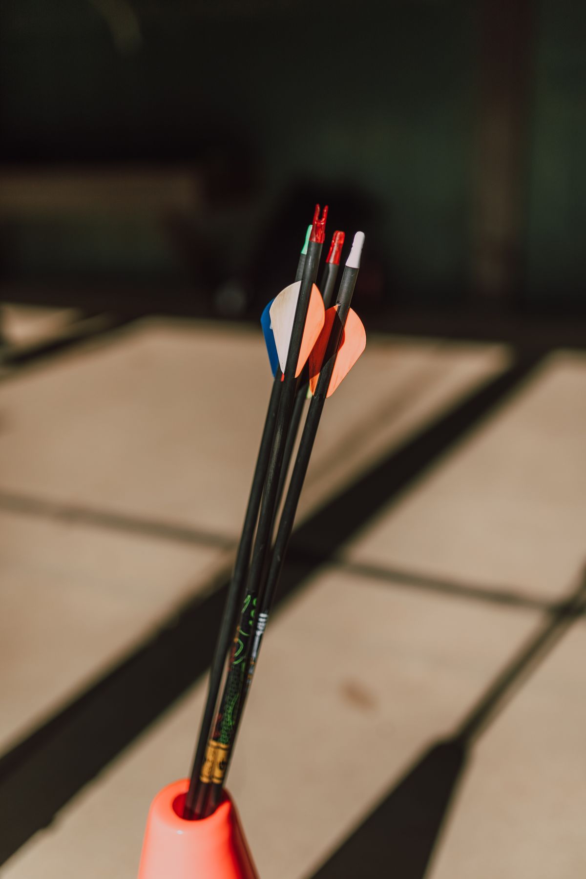 Arrow Fletching Jig for Feathers